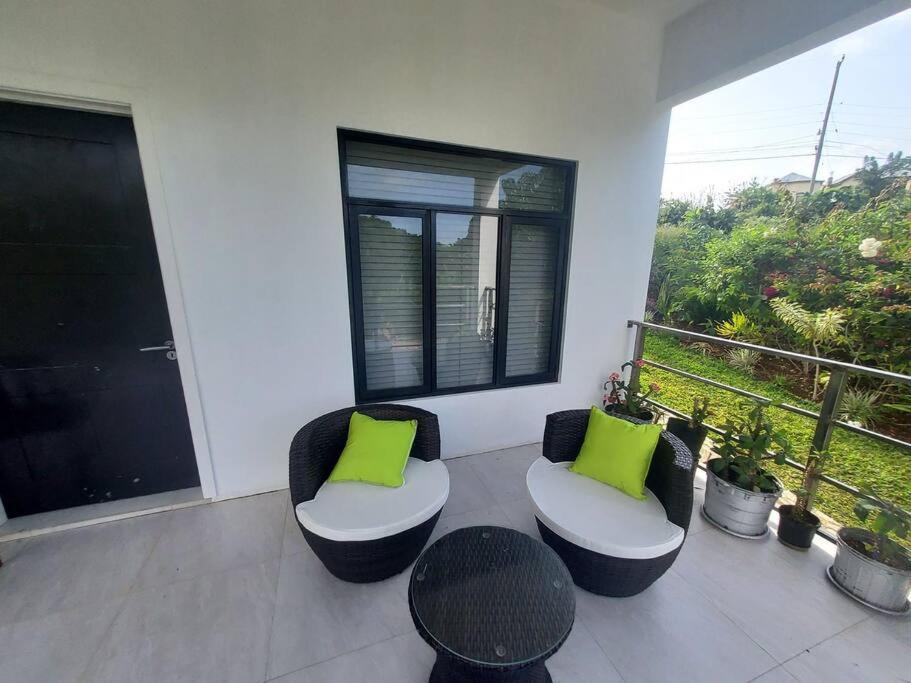 The Willow Apartment Ocho Rios Exterior foto